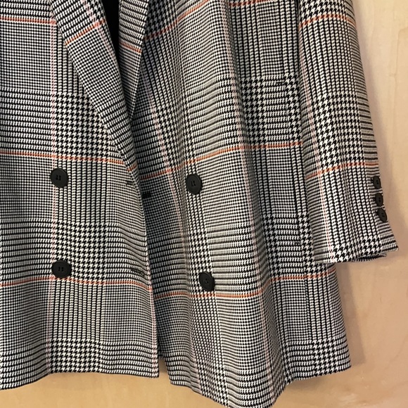 Just brand female suit combo - Picture 8 of 8